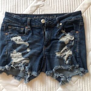 American Eagle Hi rise Shorties Dark Wash Manufactured Distressed. Size 8 summer